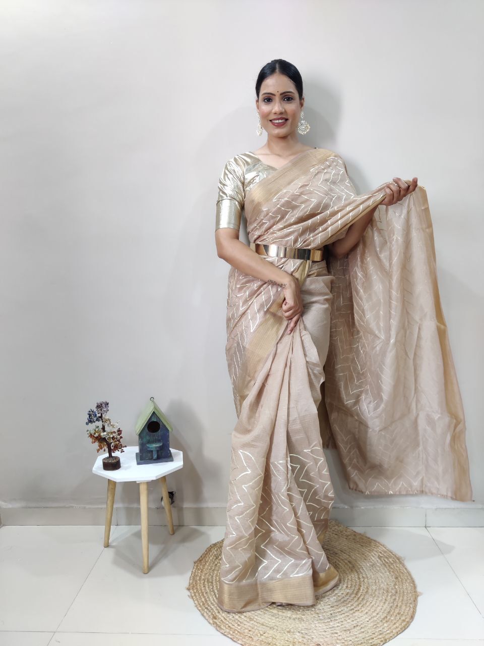 Premium Linen Patta Silk Pre-Draped Saree