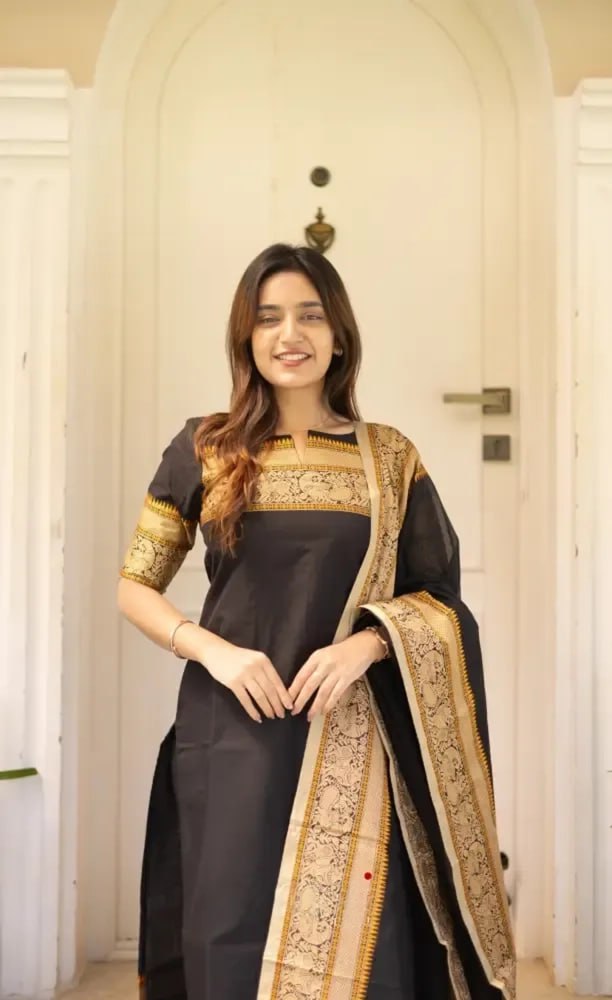 Kanchi Cotton Jacquard Kurti Dupatta Set