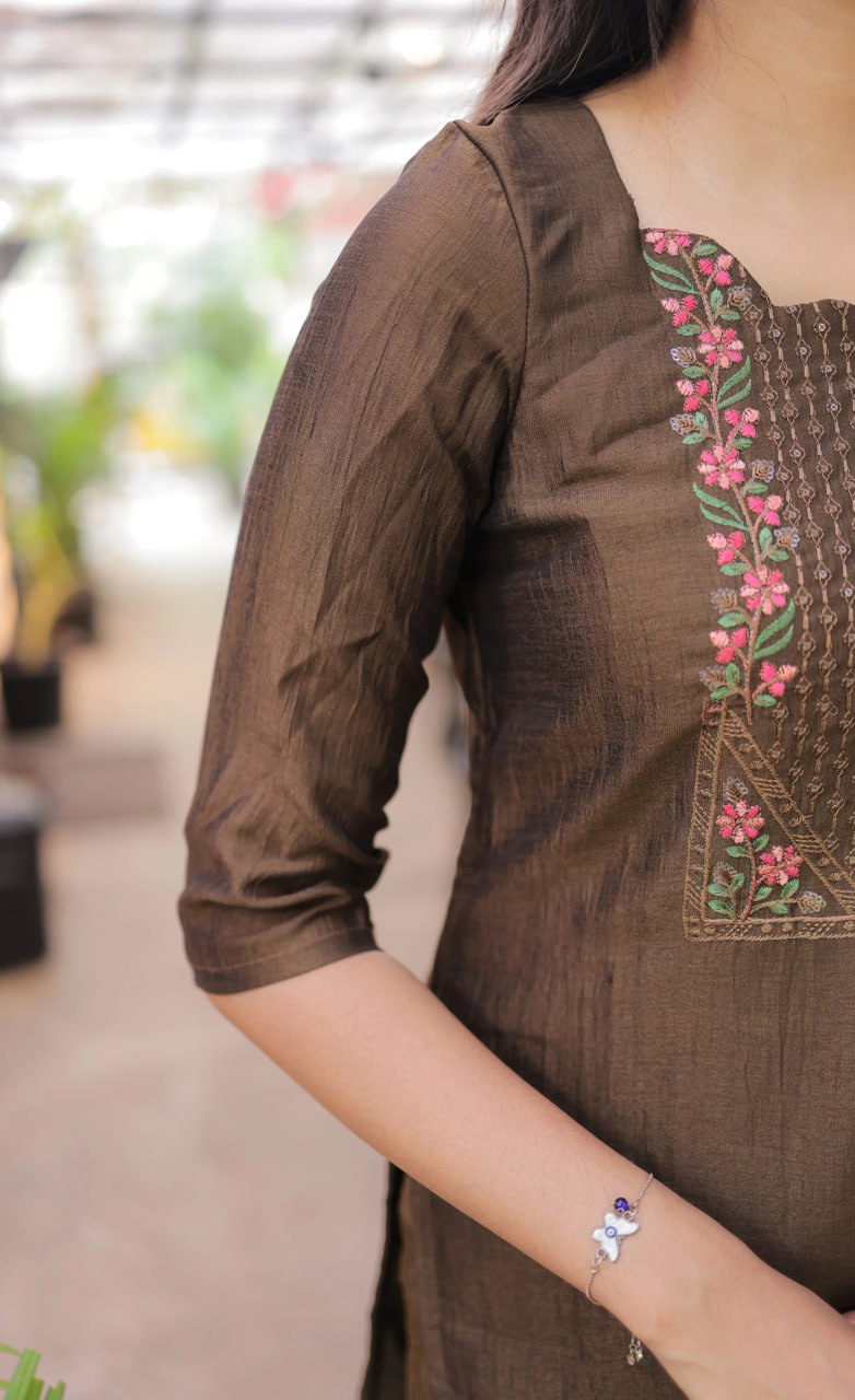 Elegant Straight Kurti Pant & Dupatta Set