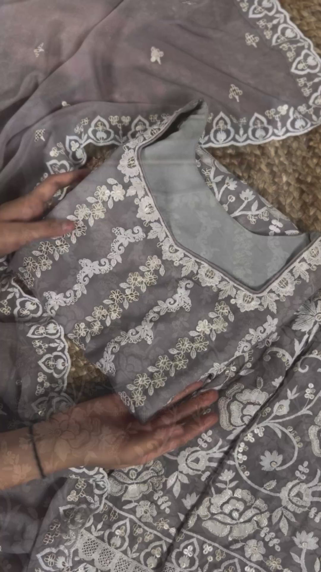 Star Georgette Threadwork Kurta Set