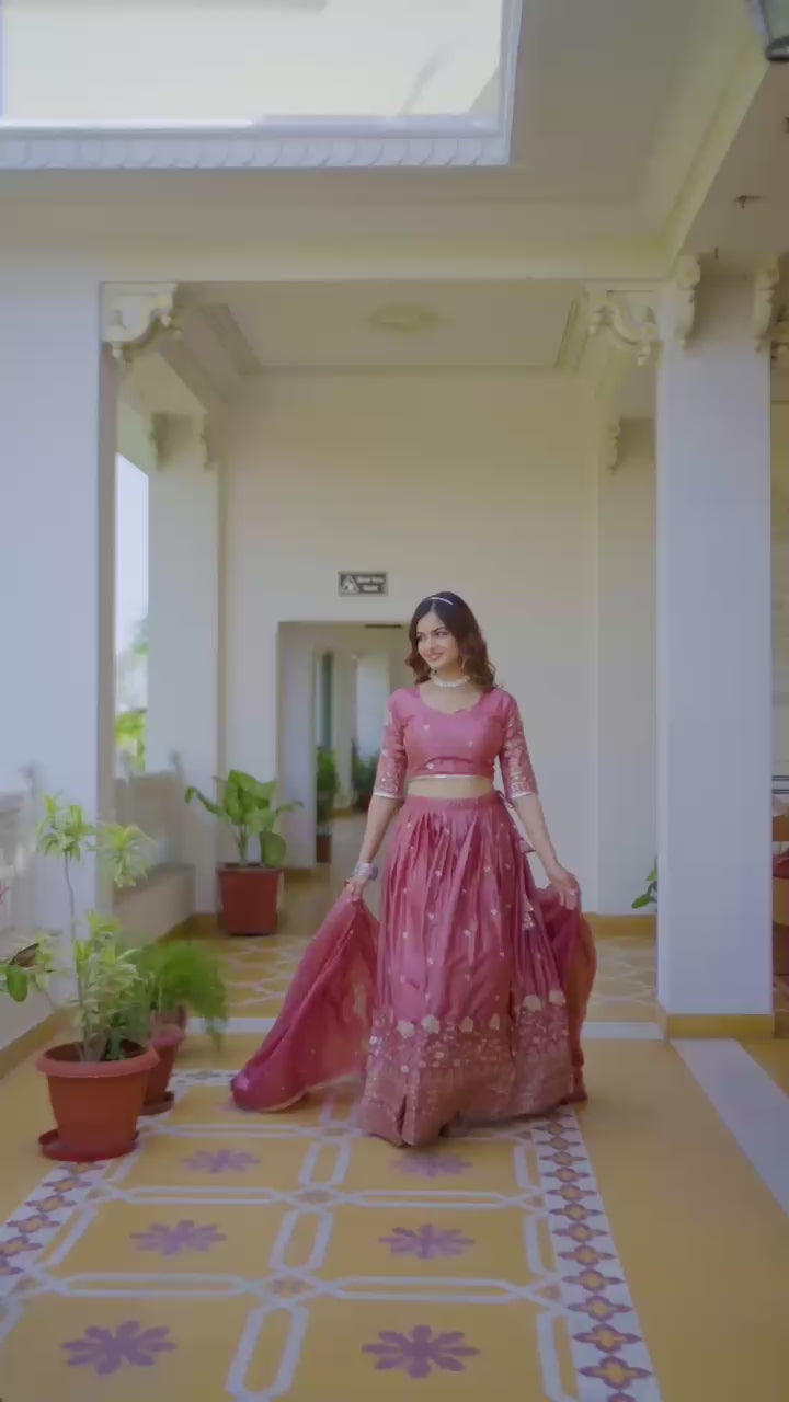 Exclusive Lehenga, Blouse & Dupatta set